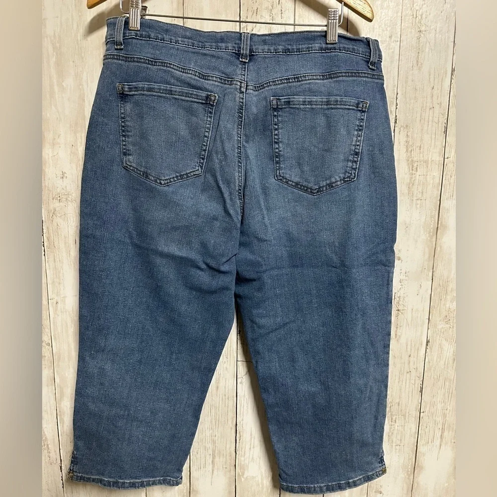 Gloria Vanderbilt Amanda Cropped Jeans Size 16 - Picture 2 of 6